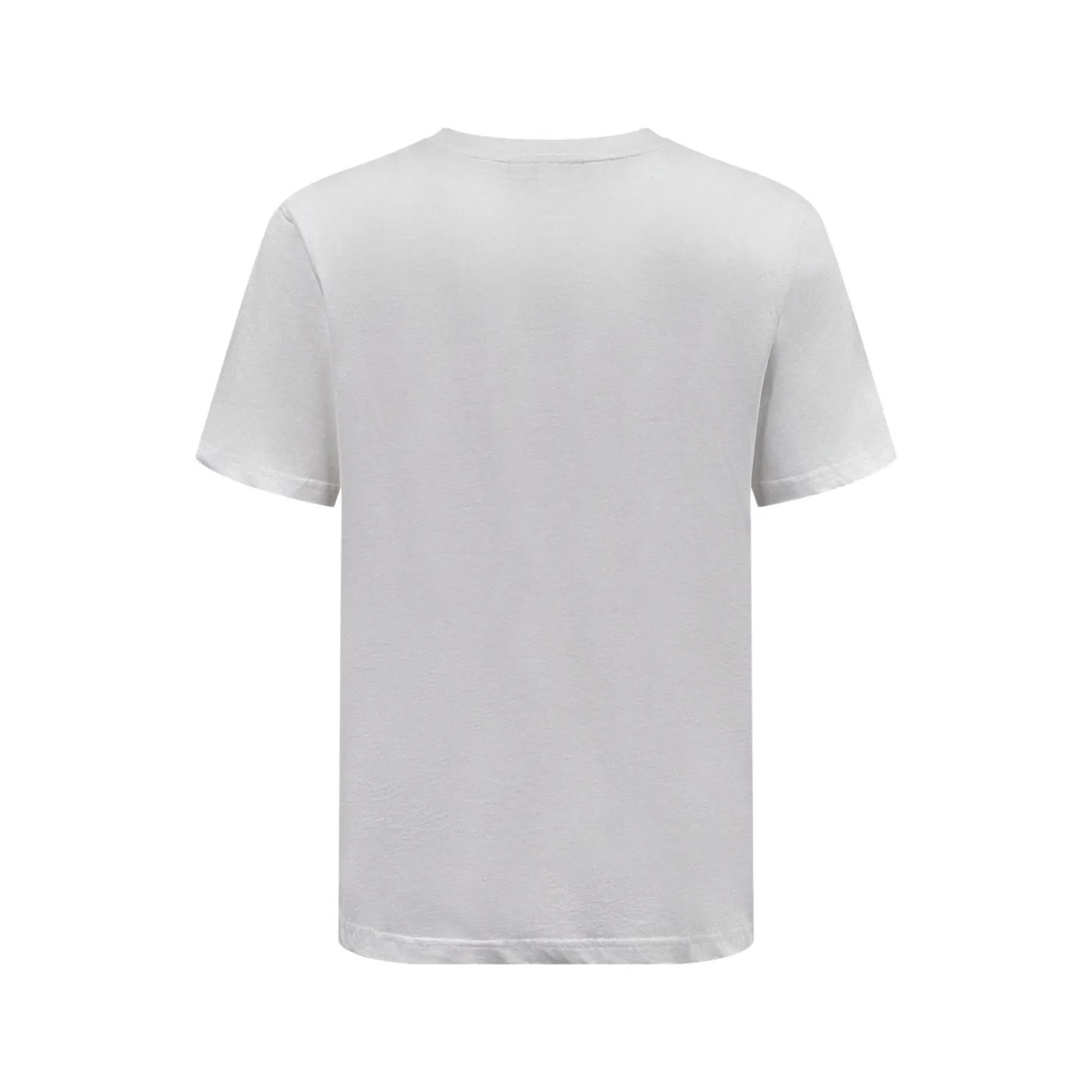Lacoste crocodile logo short sleeves (White) The fabric is made of custom combed smooth plain cotton. Smooth, soft and comfortable. Breathable. Pure white as the base. Minimalist texture to interpret the symbiosis of comfort and luxury. The iconic small crocodile comes to mind. On the canvas of pure white T, it outlines a low-key edge with a vivid attitude. It is simple and simple. It uses a solid color as the base and the logo is printed. It shows the texture and brand heritage in a low-key manner. It uses car seal technology. Make independent embroidered chapters through computer embroidery, then position them and sew them to fix them on the clothing. It has a strong three-dimensional effect, is strong and washable, and has stable quality. The fabrics have been fermented and washed. It has a better hand feel and texture. It is not easy to deform, shrink or fade, and maintains long-term beauty. Size:S-M-L-XL